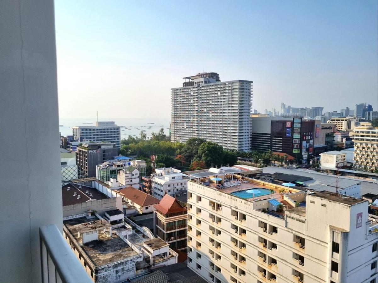 The Base Condo Center Of Pattaya Rooftop Swimming Pool Екстериор снимка