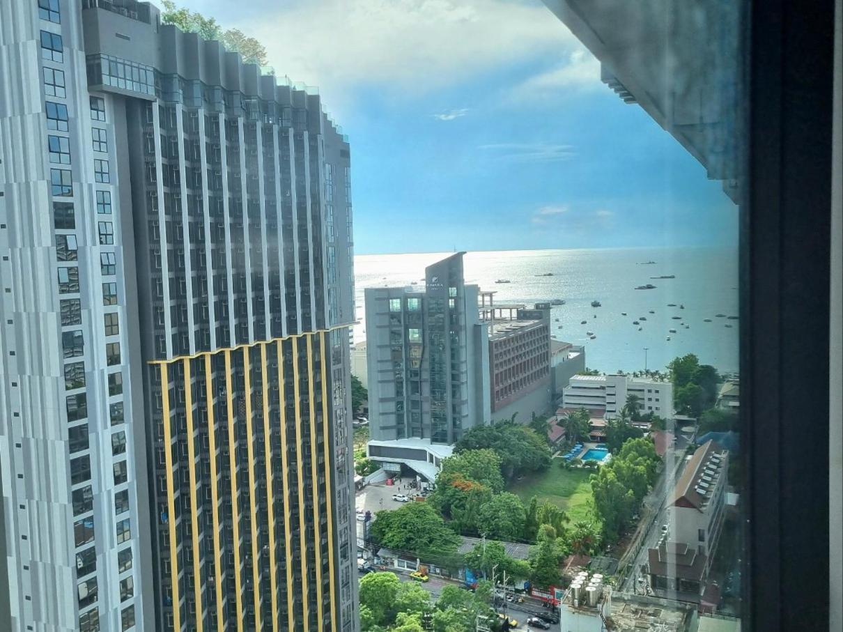 The Base Condo Center Of Pattaya Rooftop Swimming Pool Екстериор снимка