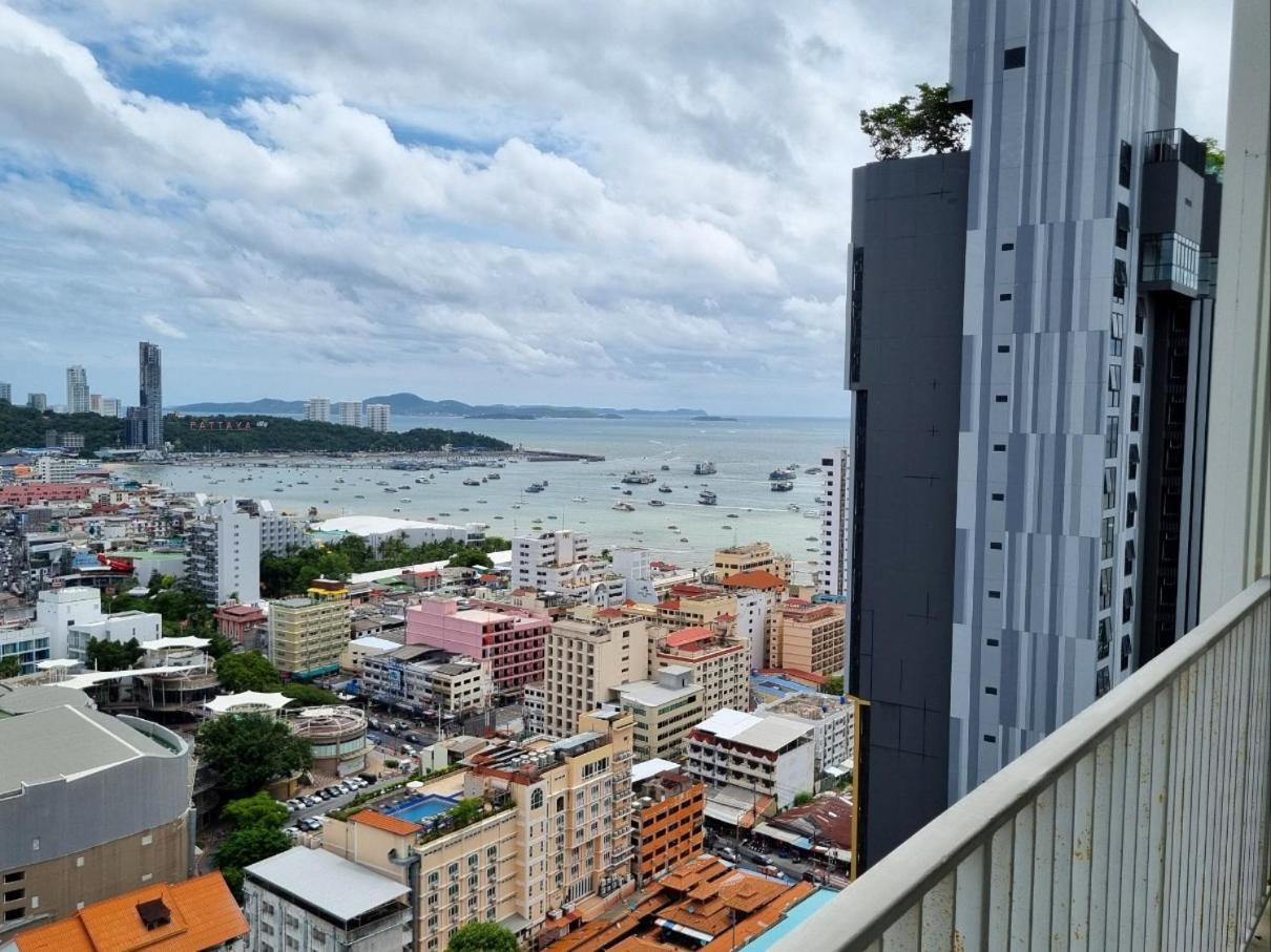 The Base Condo Center Of Pattaya Rooftop Swimming Pool Екстериор снимка