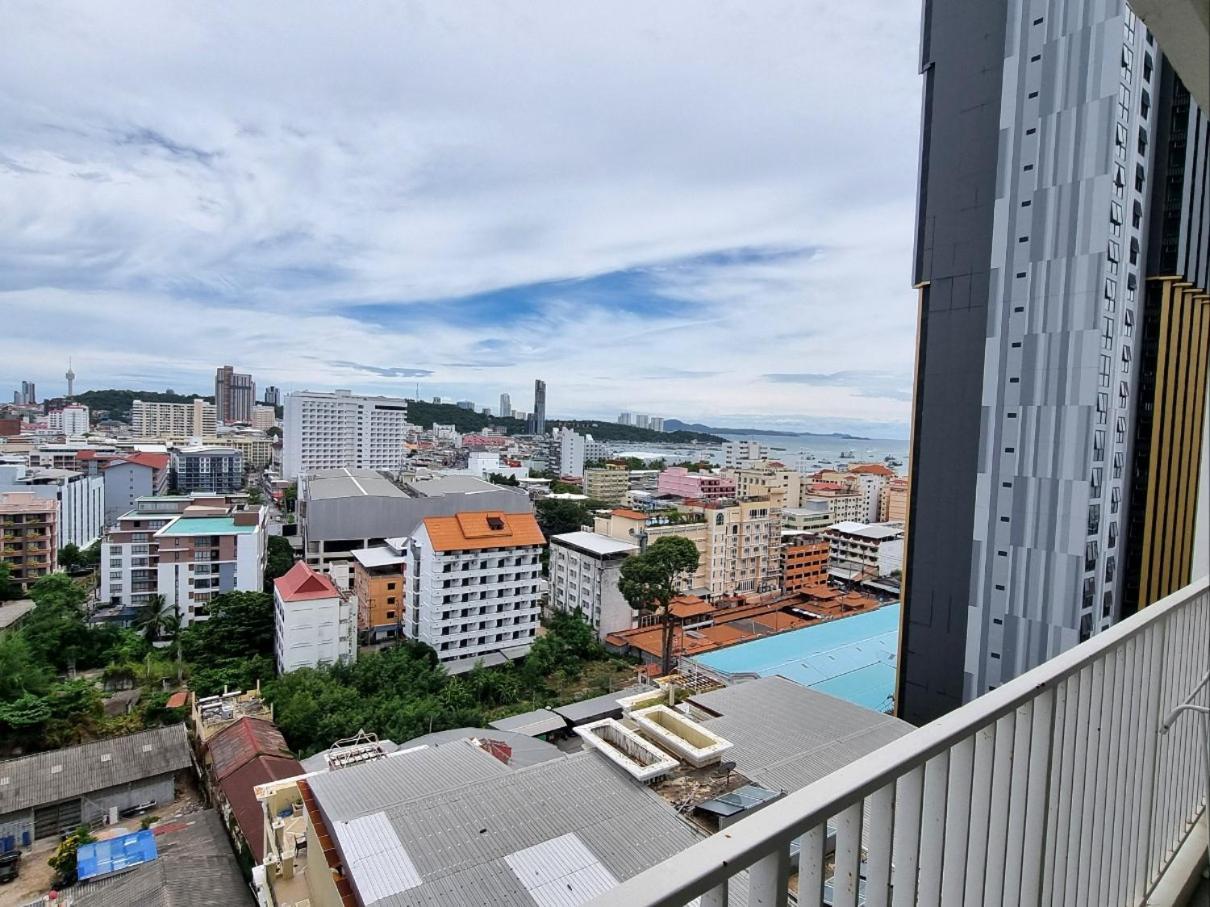 The Base Condo Center Of Pattaya Rooftop Swimming Pool Екстериор снимка